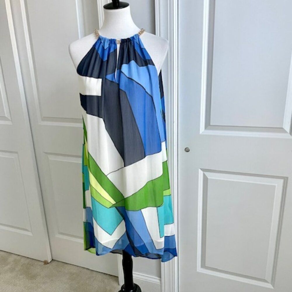 Venus High Low Kaleidoscope Dress with Chain Necklace Collar Medium